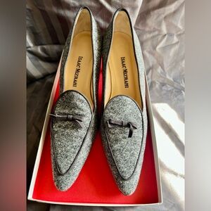 Isaac Mizrahi Women's Black and Gray Tweed Loafers